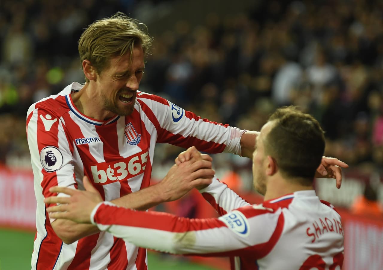 El triunfo parecía una hazaña brillante por parte del Stoke City, justo contra un rival directo en el descenso de Premier.