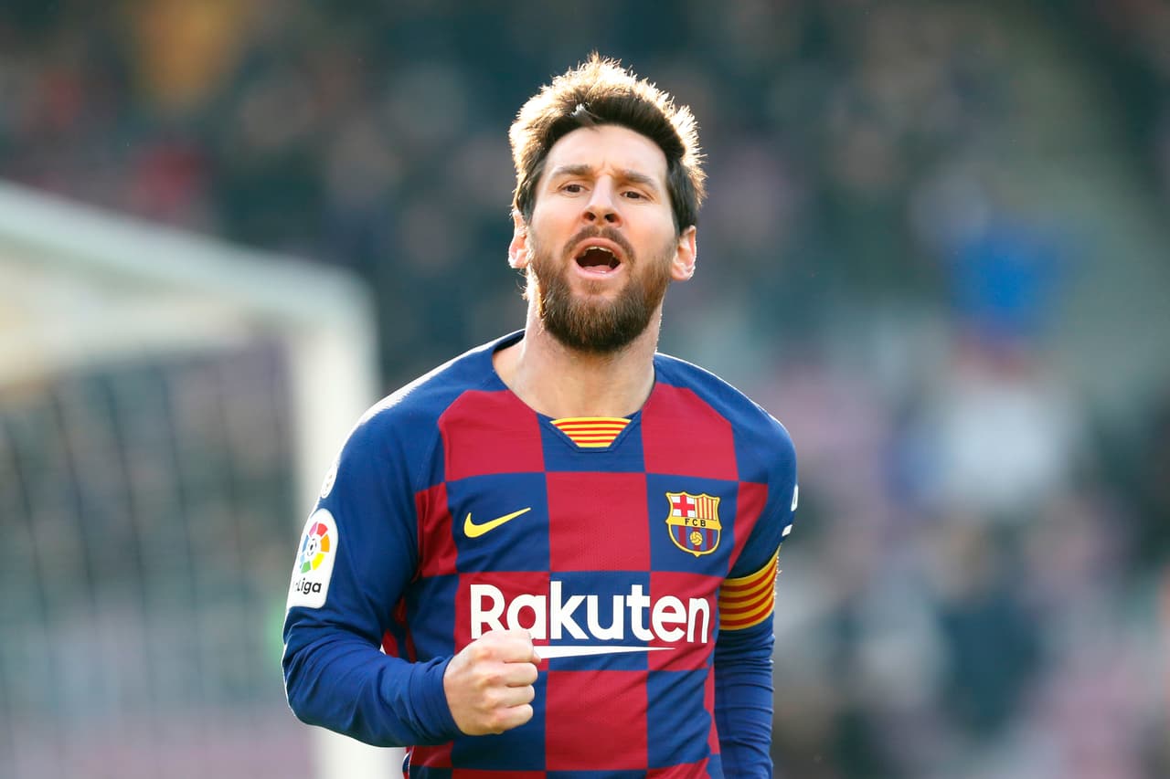 <b>Leo Messi $400 millones de dólares.</b> Lionel Messi tiene su marca de ropa, hace publicidad y es el mejor pagado en el Barcelona.