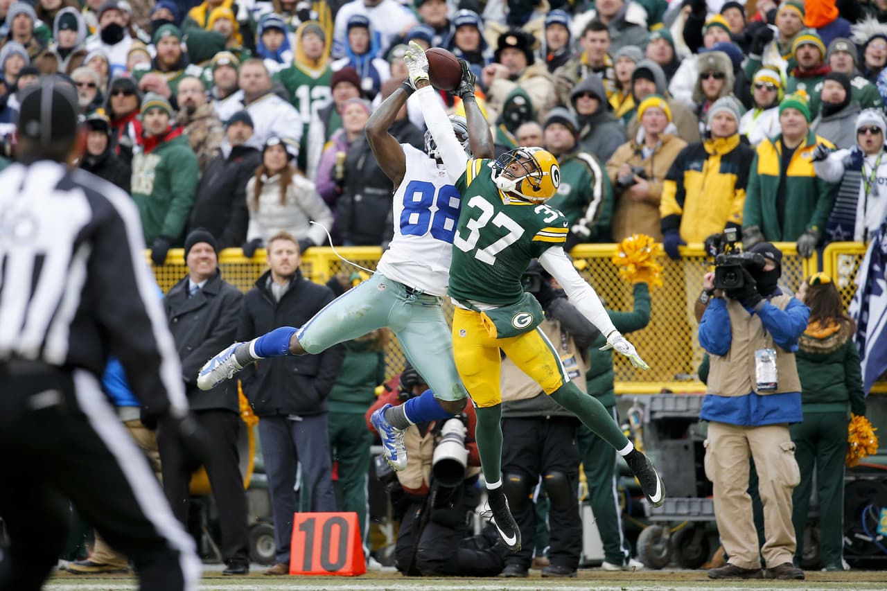 Jerry Jones: "Desde luego que (Dez Bryant) atrapó el balón" contra los Packers