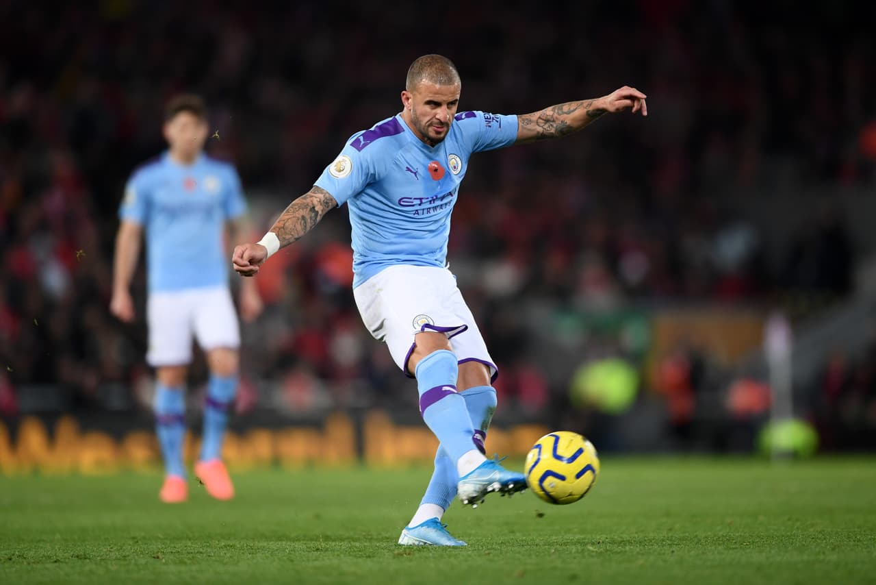 Con victoria de tres goles a uno sobre el Manchester City, el Liverpool es líder de la Premier League y City cae a la cuarta posición.