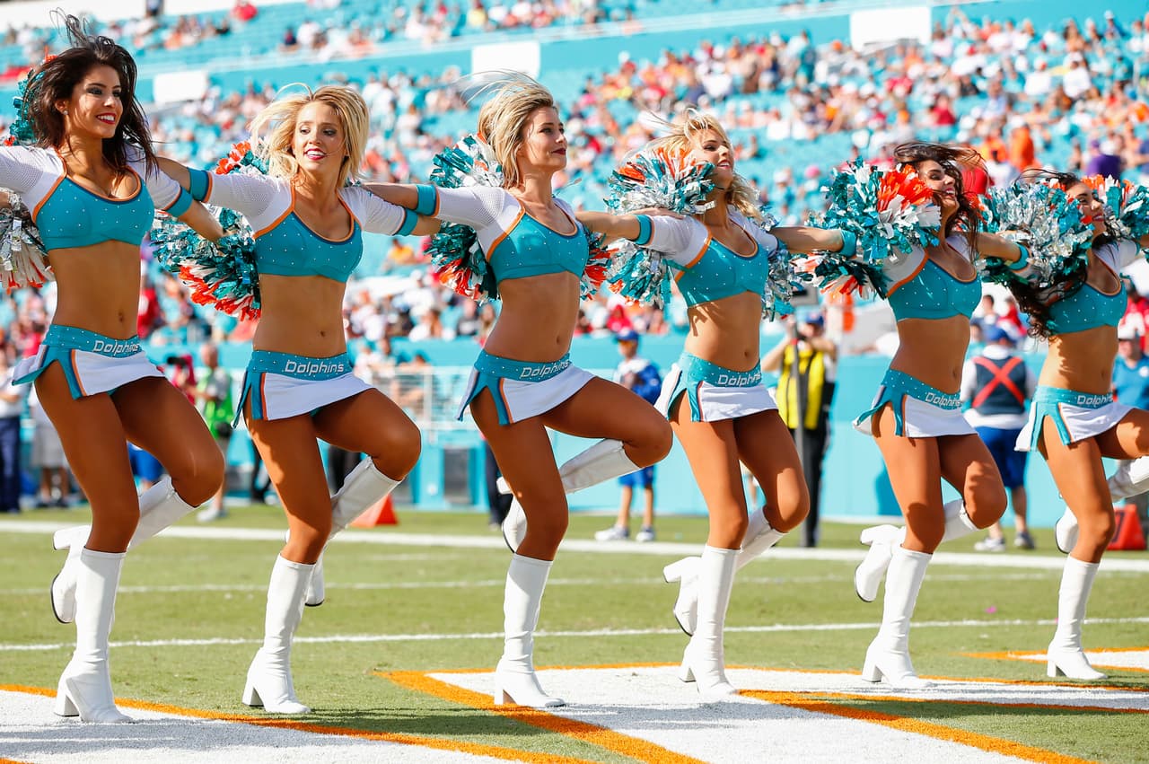 Si de falditas se trata, las de las porristas de la NFL son ¡las más candentes!