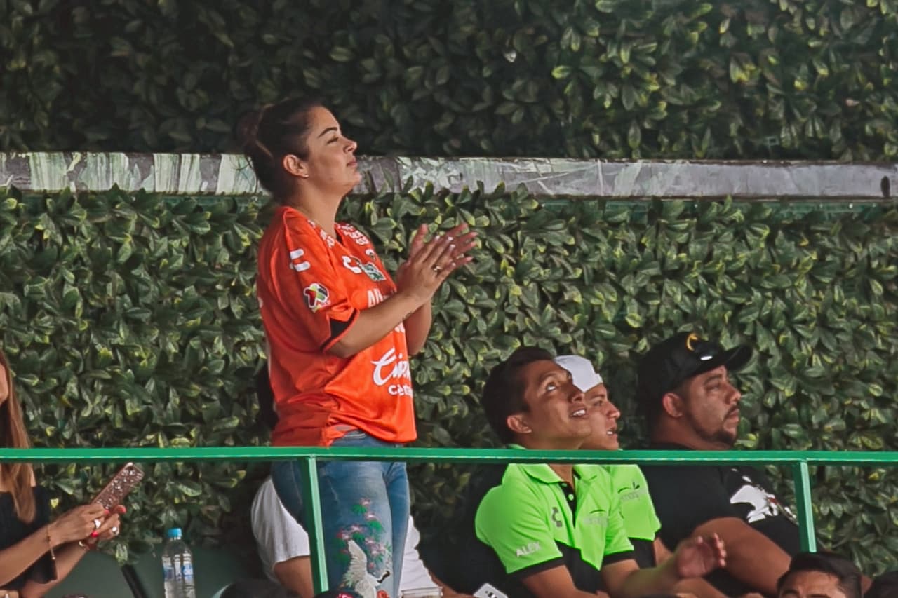 La pasión de la hinchada se mantenía pero con menor euforia, algo que fue llevando al equipo a decaer cada vez más.