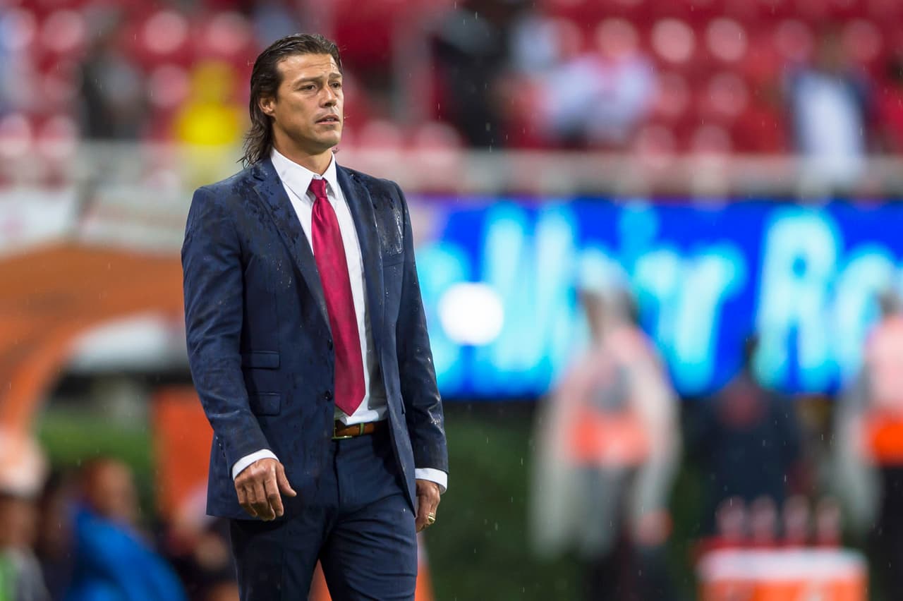 "Me gustaría tomarme un café con Ferretti y hablar de fútbol. Es admirable mantenerse mucho tiempo en un país trabajando siempre, haciendo bien las cosas, pero no solo por lo que hablan los jugadores, sino los resultados. Yo deseo tener la mitad o un poquito más de la carrera que ha tenido Tuca", le respondió 'El Pelado' al brasileño.