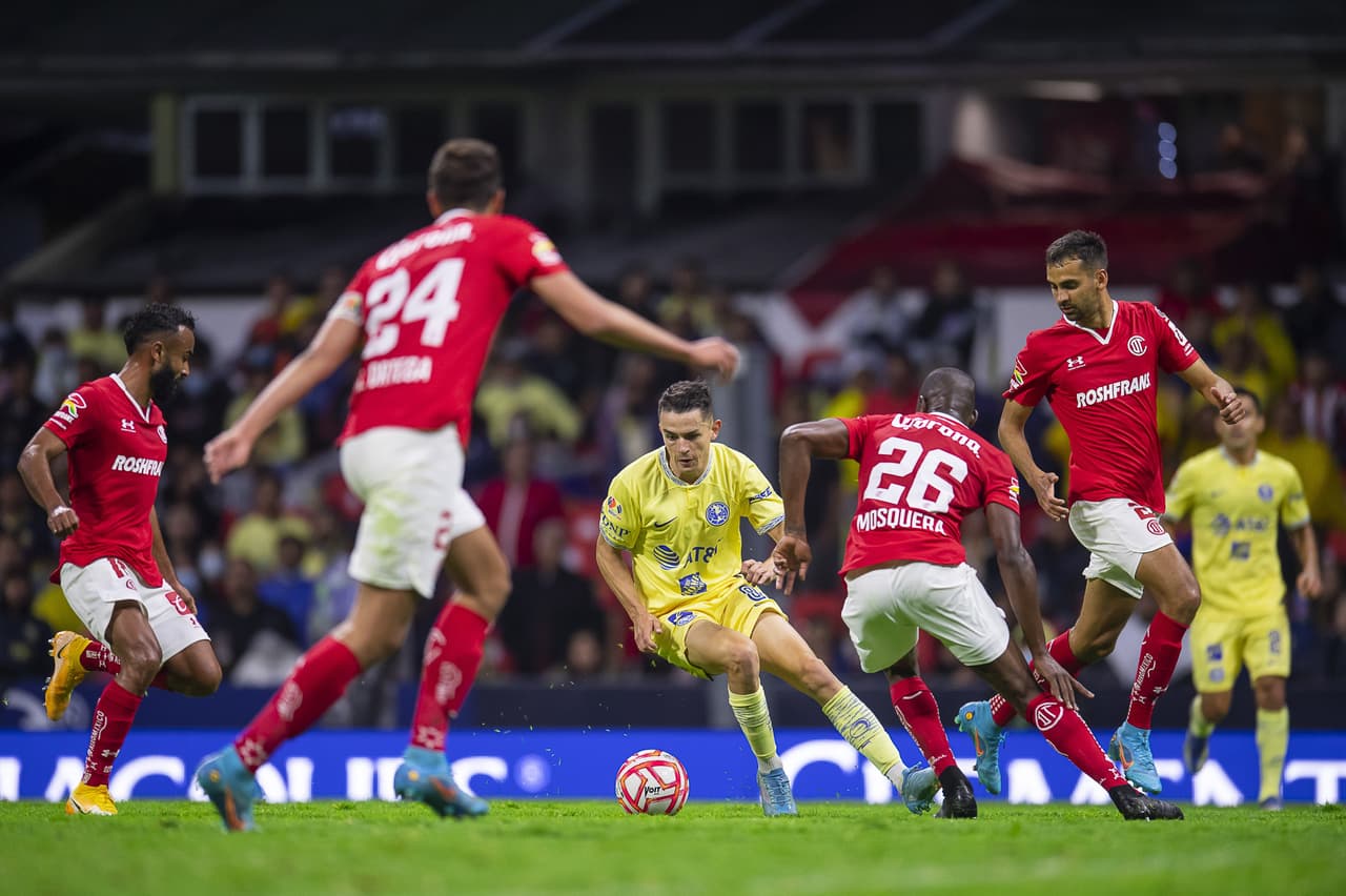 América derrotó 1-0 a Toluca en la Jornada 3 con un golazo de último minuto de Richard Sánchez.