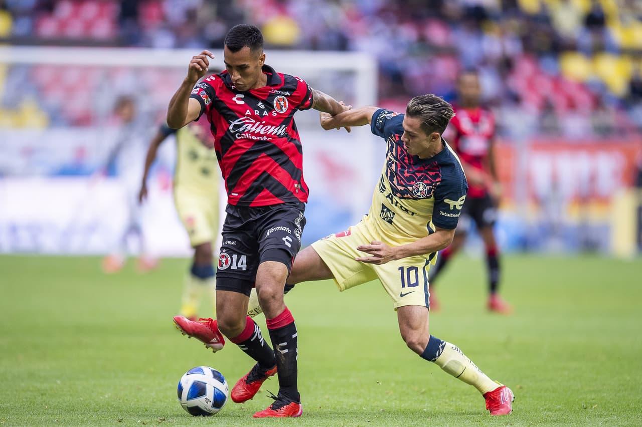 América mantiene su gran paso en el campeonato y en los minutos finales derrotó a Xolos de Tijuana.