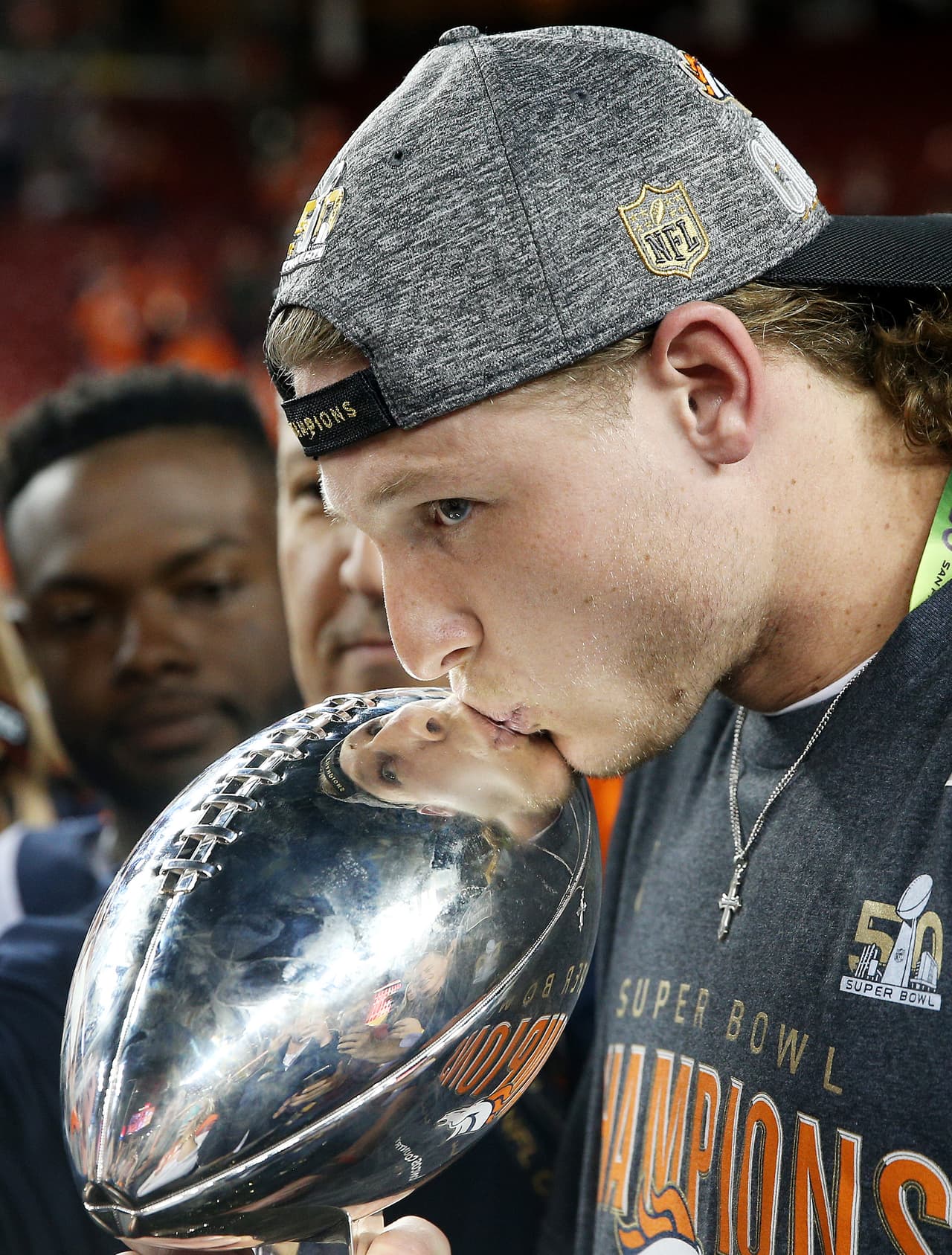 Así celebraron los Denver Broncos su triunfo en el Super Bowl 50 ante los Carolina Panthers 24-10.