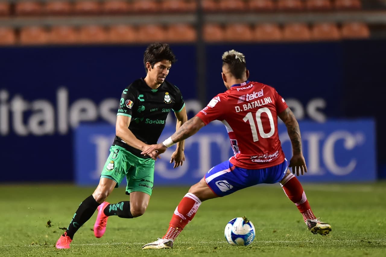 Un solitario gol de Nicolás Ibáñez al 15', Atlético San Luis vence 1-0 a Santos y suman tres unidades. Atlético San Luis se acerca a dos puntos de Santos, ya que llegan a 10 unidades y los Guerreros se quedan con 12.