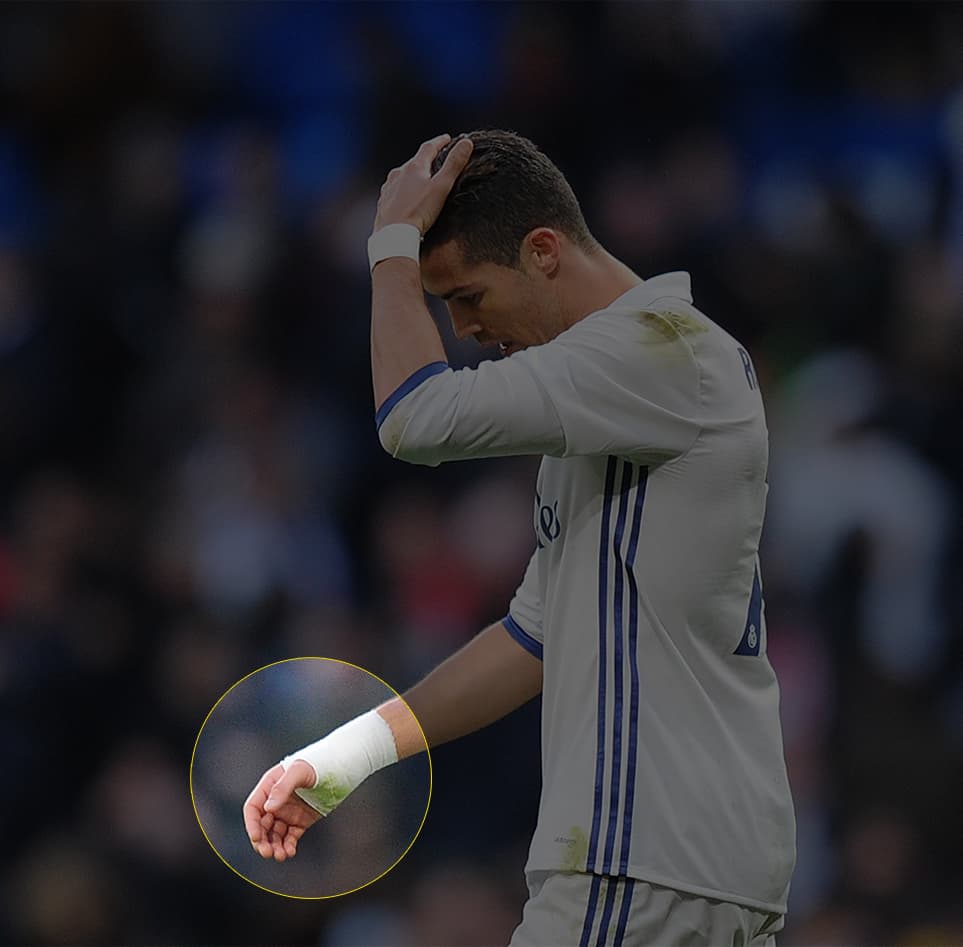 Cristiano tiene una molestia en su muñeca de la mano derecha