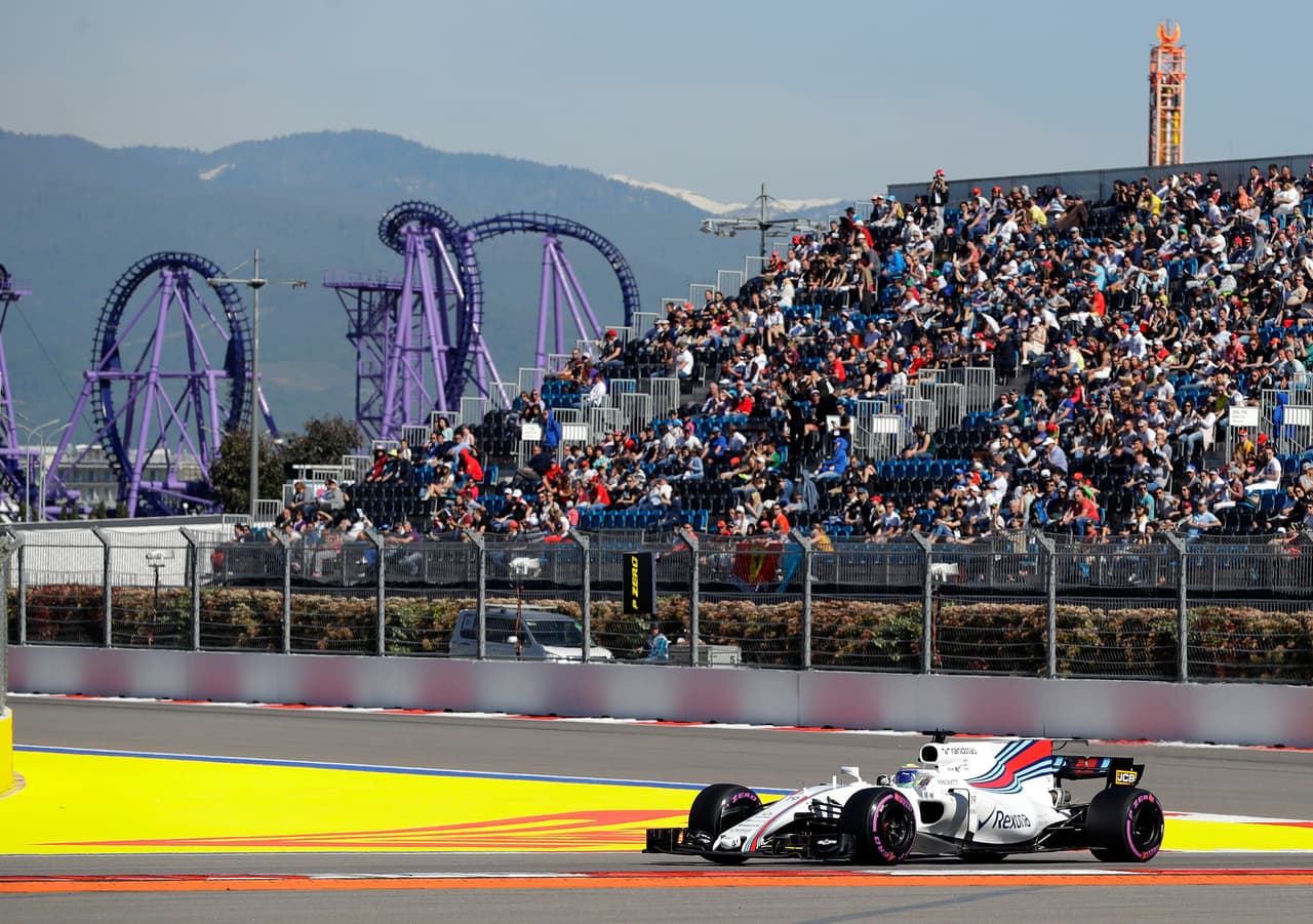 Sin embargo, quien sí perdió posiciones fue el brasileño Felipe Massa en su Williams, ya que del sexto lugar finalizó noveno.