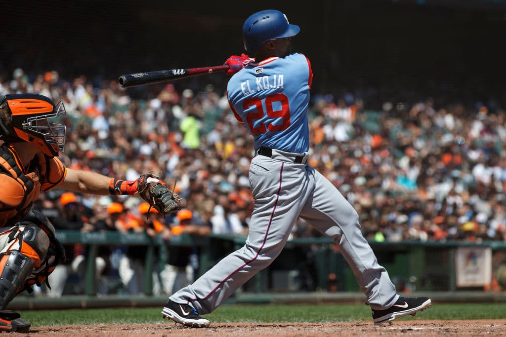 Beltré bateó para .273 con 15 jonrones y 65 impulsadas en 119 juegos esta campaña, en la que estuvo dos veces en la lista de lesionados por dolencias musculares en las piernas.