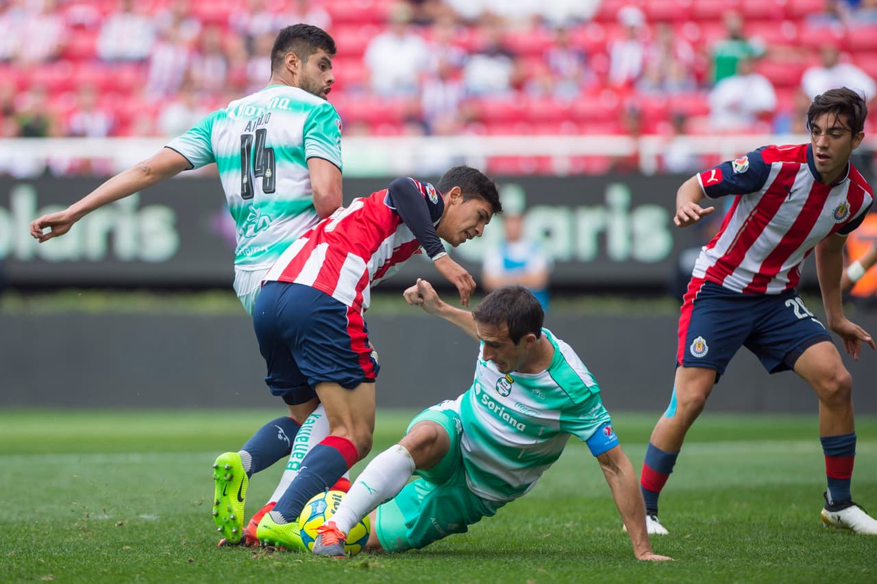 La quinta fecha ponía una preocupación sobre la mesa luego de un empate en casa contra Santos y una tarea para corregir: hacer respetar la localía. Vale destacar que el equipo lagunero completó al final 11 empates y apenas una derrota.