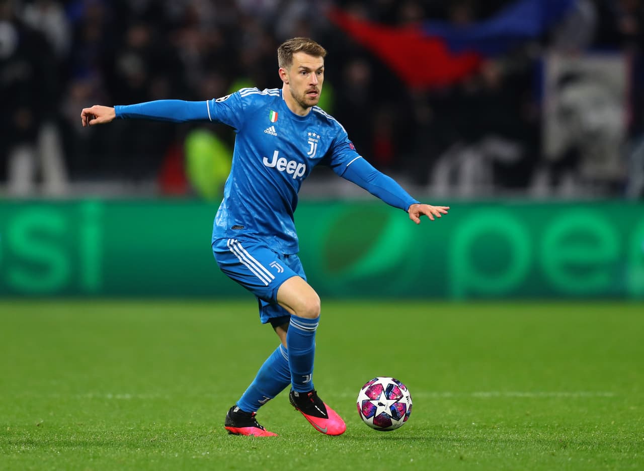 ¡El sacrificado! Juventus busca deshacerse de Ramsey