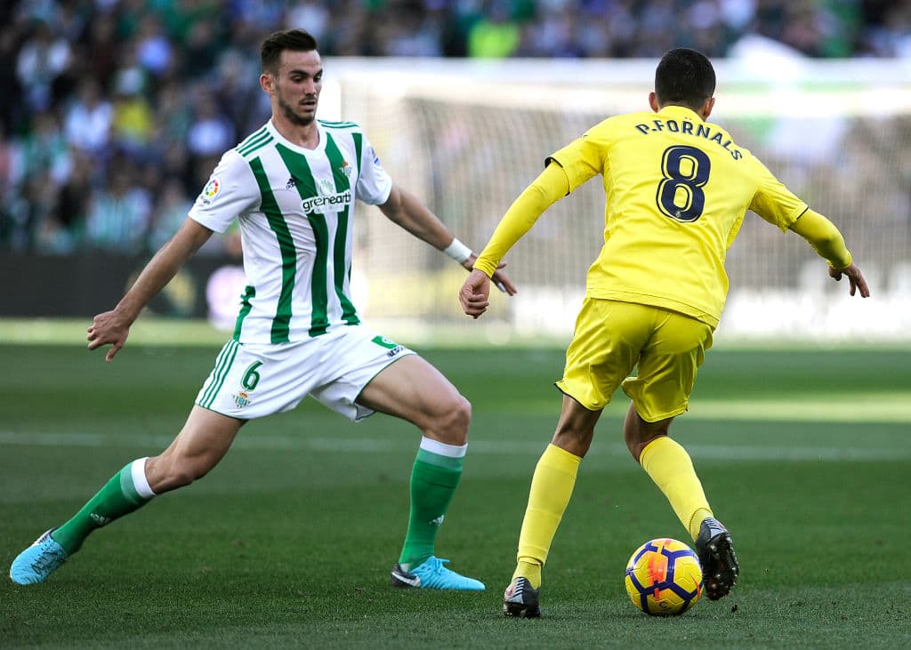 El volante Fabián Ruiz dejó de ser oficialmente compañero de Andrés Guardado en Betis luego de que Nápoles pagó los 30 millones de euros de su cláusula de rescisión.