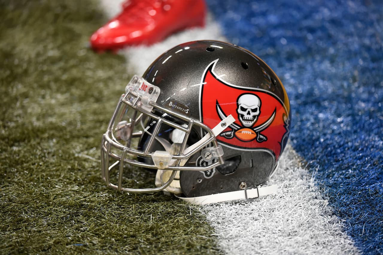 Tampa Bay Buccaneers (4 entrenadores en jefe):