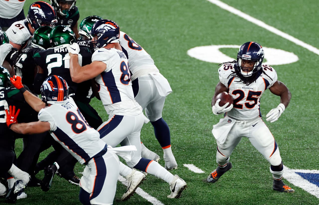 Denver sufre, pero logra imponerse 37-28 en su visita a los New York Jets, Melvin Gordon supero la 100 yardas por tierra y anotó dos touchdowns.