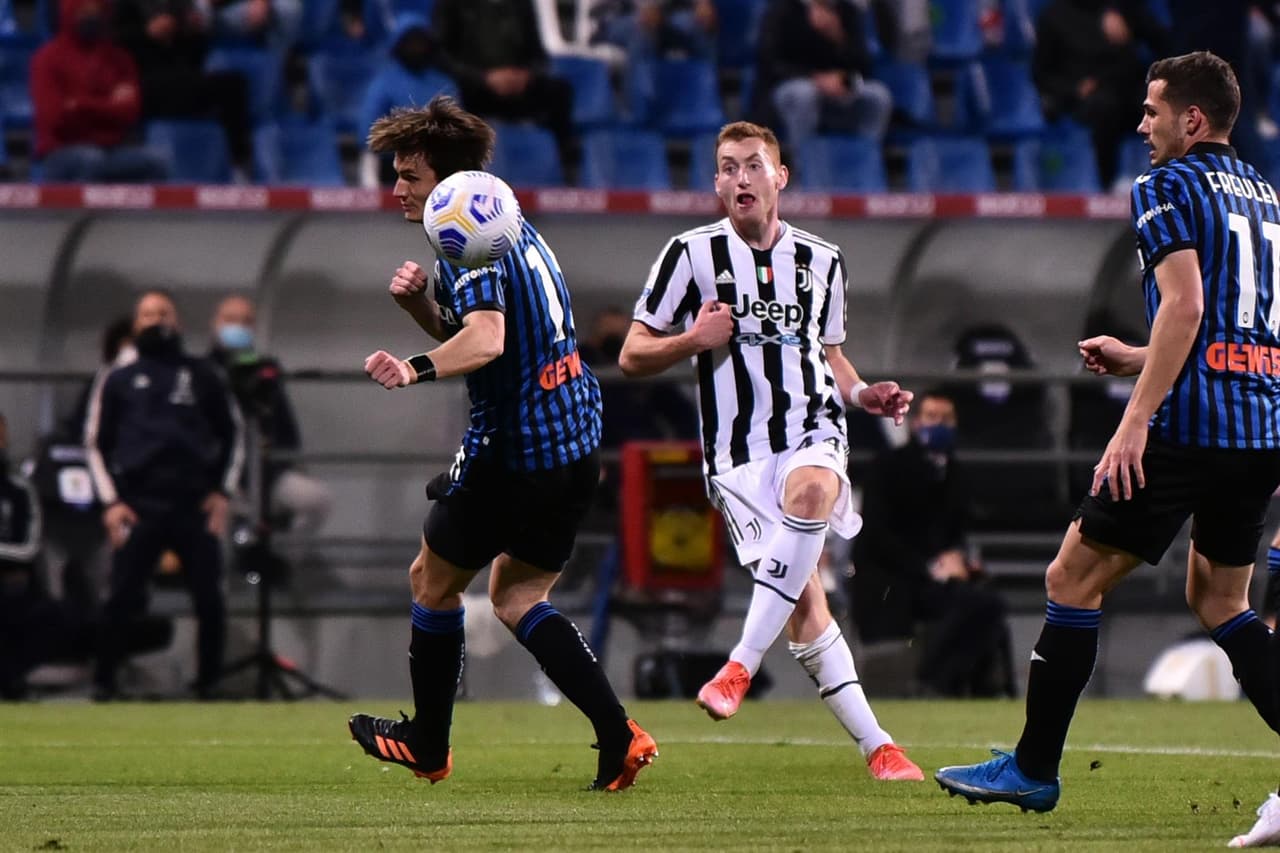 Juventus es campeón de la Coppa Italia. Derrotó al Atalanta como visitante con un marcador de 2-1. Dejan Kulusevski abrió el marcador para la Vecchia Signora al minuto 31, pero Ruslan Malinovski empataba el encuentro en el curso de la segunda mitad, pero quien se encargó de darle la victoria a la visita, fue Federico Chiesa al 73.