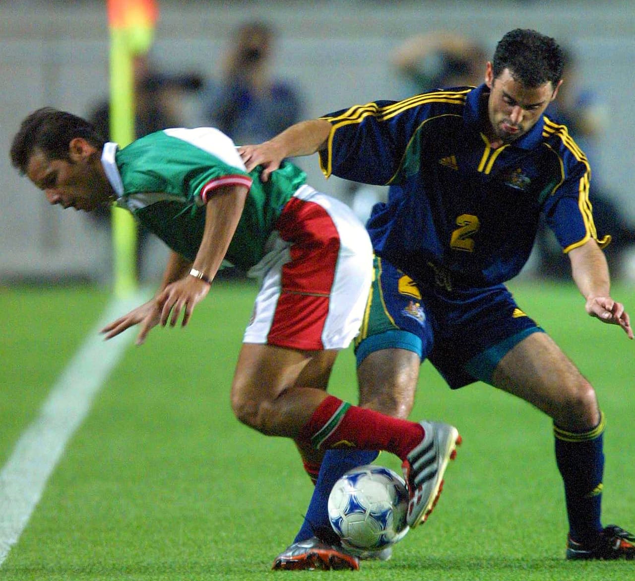 México debutaría ante Australia con una sorpresiva derrota de 2-0 con goles de Murphy y Skoko.