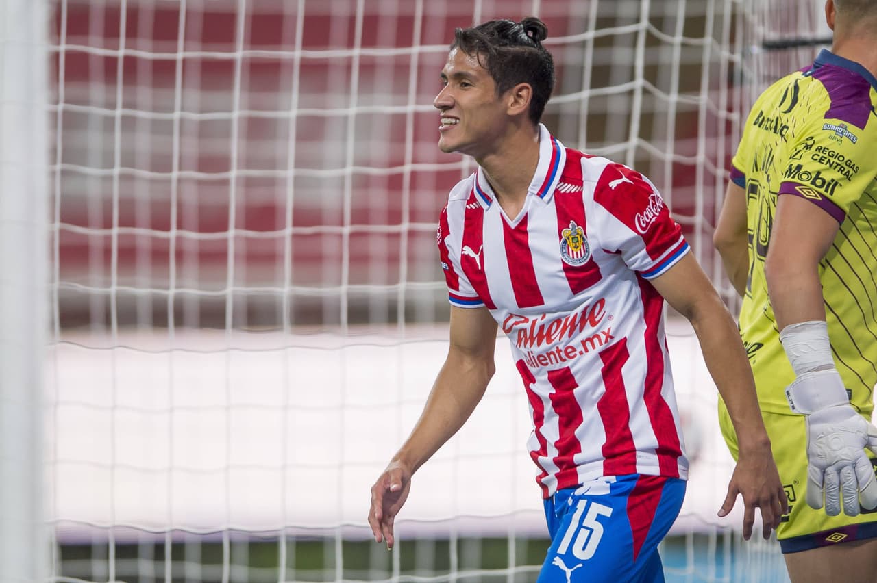 Chivas tiene la peor sequía de goles en más de 50 años tras perder con Puebla