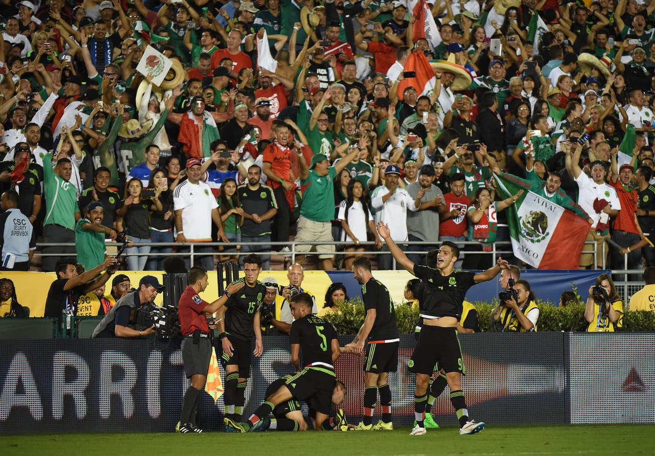 Ricardo Ferretti se hizo cargo del equipo por cuatro encuentros y Juan Carlos Osorio ahora es el técnico del Tri. Osorio, y el conjunto en pleno, deben borrar esa imagen de equipo irregular y conflictivo y clasificar al Hexagonal sin problemas.