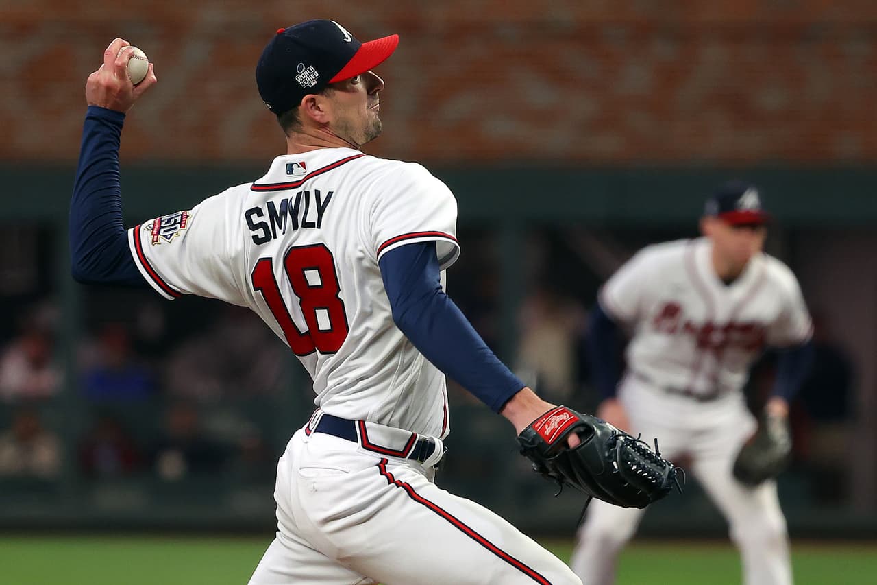 Los Astros lograron una remontada para ganar el quinto juego de la Serie Mundial con lo que evitaron que Atlanta se coronara ante su gente.