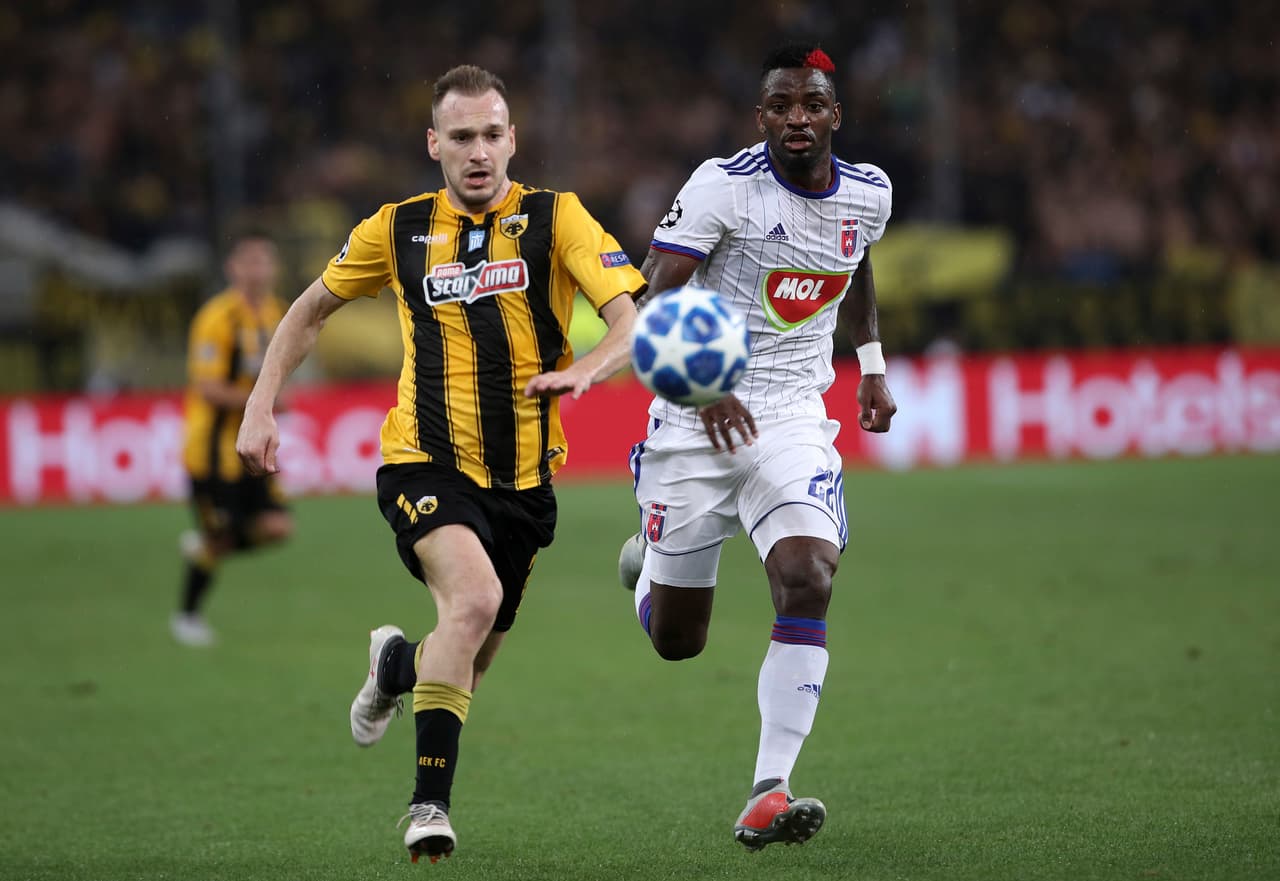 El Vidi no tuvo la capacidad para sacarle provecho a su superioridad numérica, aunque cabe decir que las condiciones del terreno de juego no ayudaron mucho en la segunda parte.