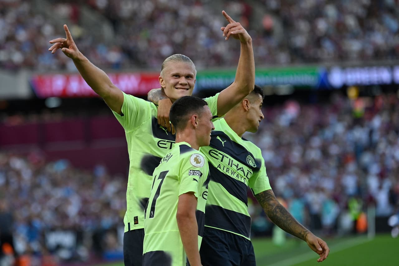 Erling Haaland inició de gran forma su etapa en la Premier League con el Manchester City al marcar un doblete en la victoria ante West Ham United.