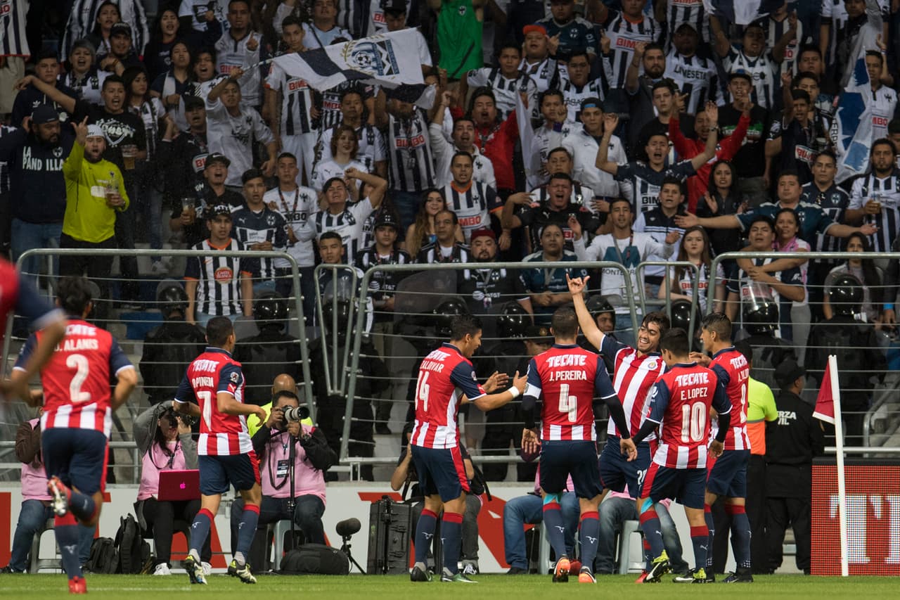 Chivas de Guadalajara también tuvo un impulso anímico al sacarle un empate 2-2 a Monterrey en la segunda fecha en casa de Rayados.