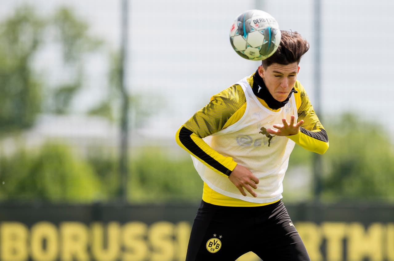 El futbol volverá el próximo sábado 16 de mayo a las 8:30am (tiempo de la Ciudad de México) cuando Borussia Doortmund y Schalke 04 midan fuerzas en Westfalenstadion, oficialmente llamado Signal Iduna Park.