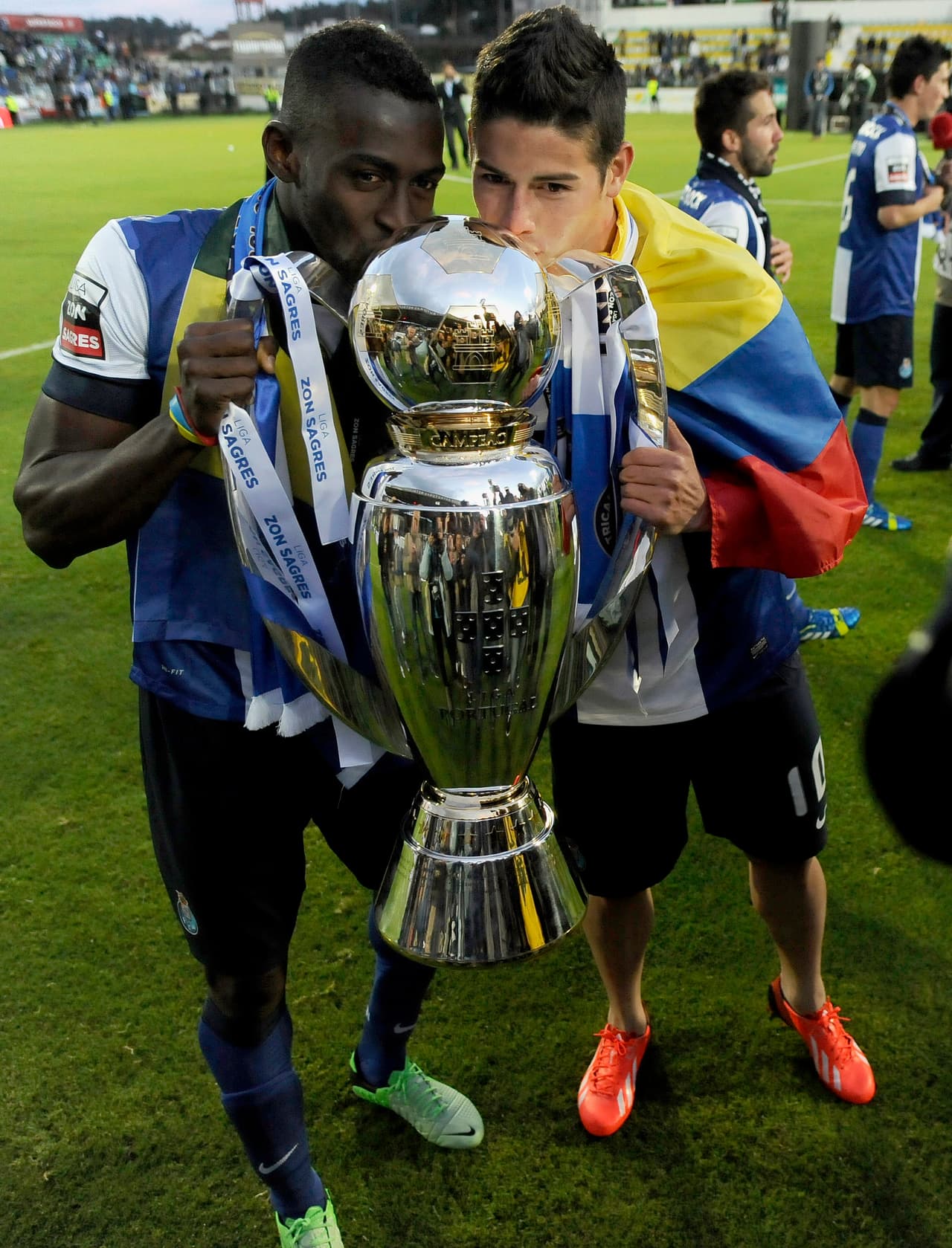 Pasó al F.C. Porto y ganó 8 títulos: 4 Ligas, 3 Supercopas, una Copa y una Europa League. De allí pasó al Mónaco, donde no pudo conseguir ningún título, pero que le dio el nivel para figurar con su selección y dar el salto el Real Madrid.