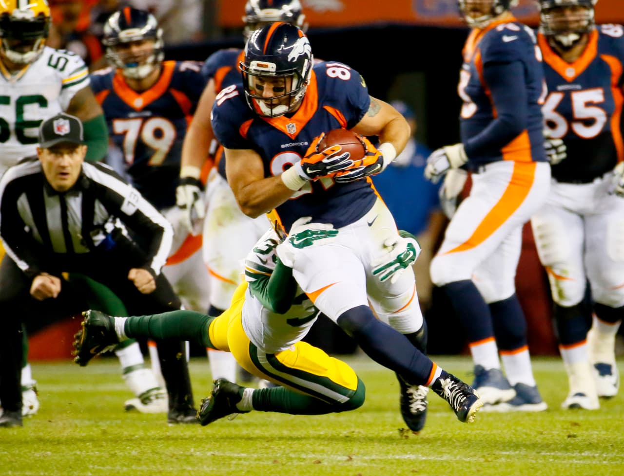 Los Broncos y Peyton Manning brillaron en Lunes por la Noche al derrotar a los Packers 29-10 y así mantenerse invictos. Checa las mejores tomas de este duelo.