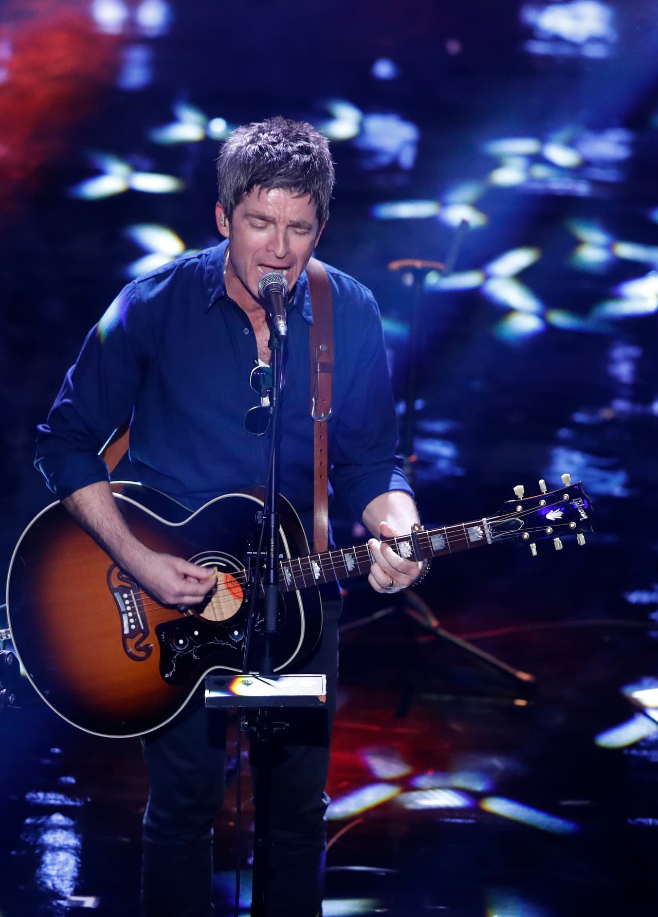 Noel Gallagher le dio el toque musical a la velada de entrega de premios The Best.