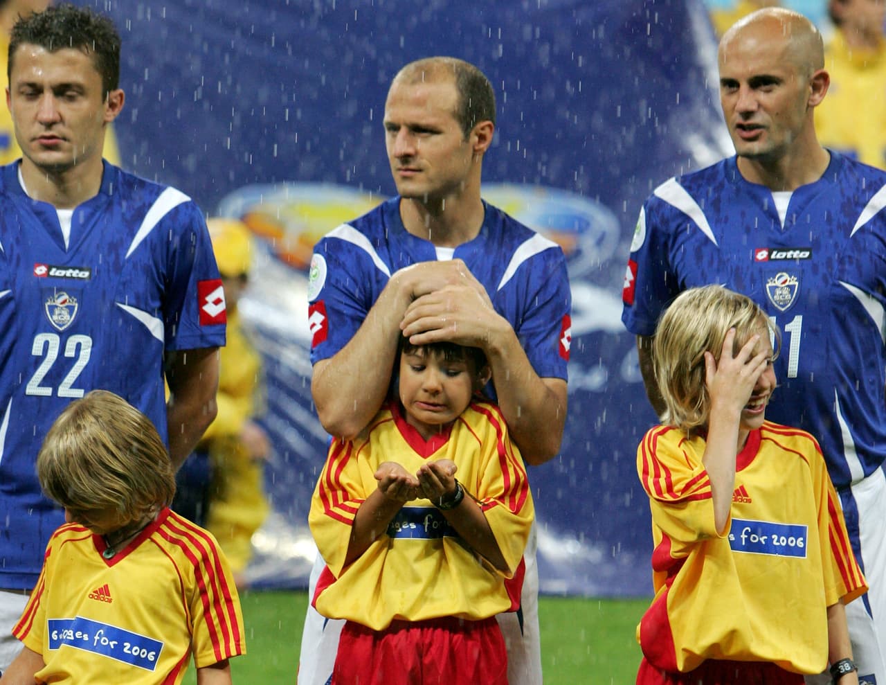 El contención de la escuadra era Igor Duljaj, quien ayudó al Shakhtar Donetsk de Ucrania a ser el equipo de Champions que es hoy día.