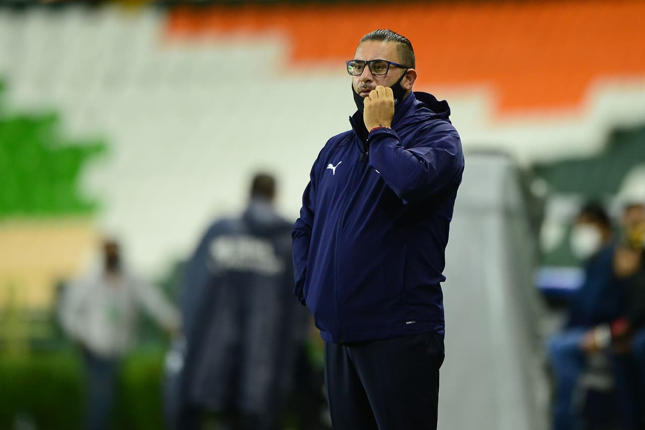 El 'turco' consideró que su equipo mejoró en lo defensivo.