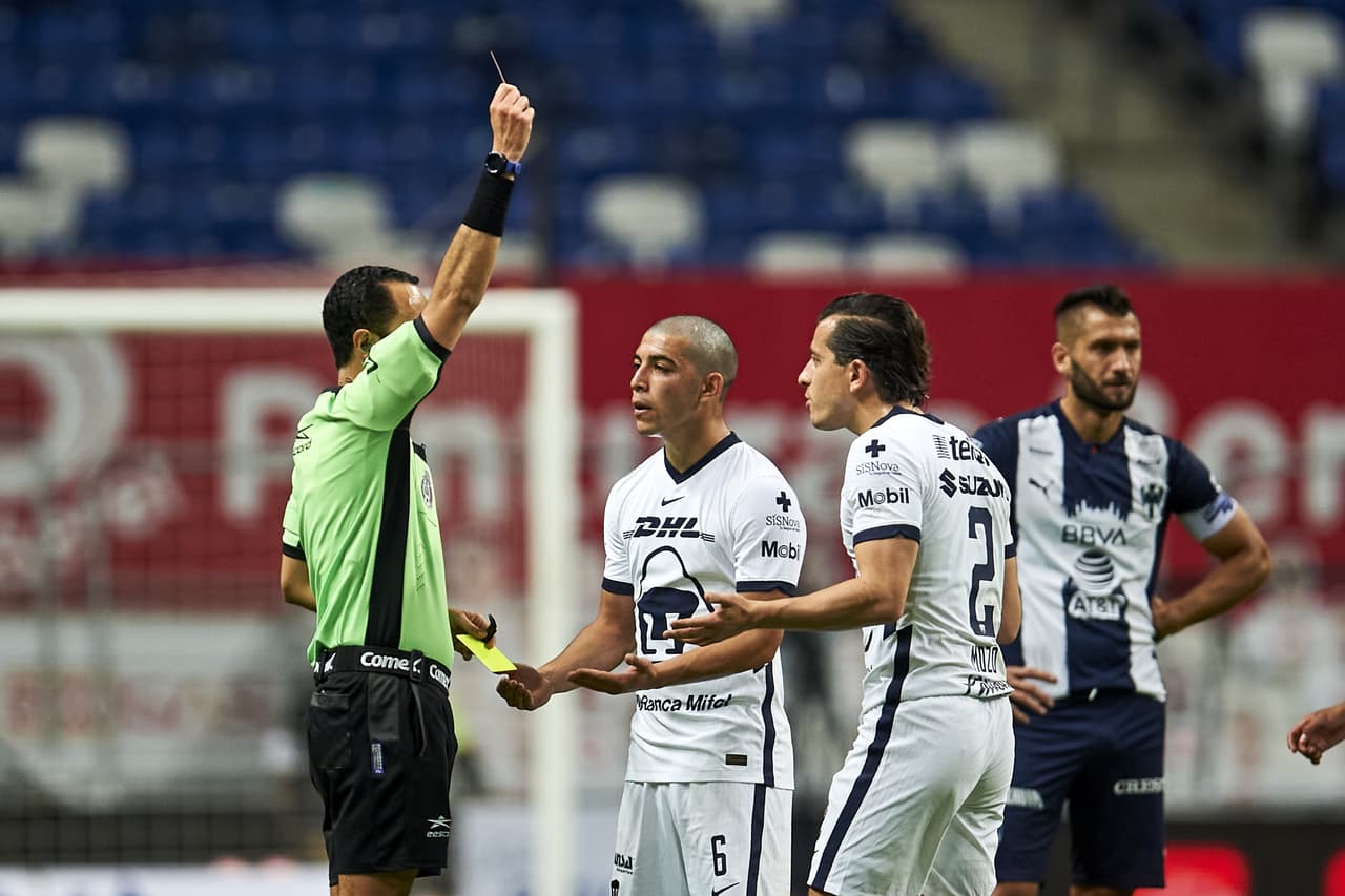 Aké Loba (31’) marcó el solitario tanto que definió el encuentro. Alan Mozo dejó a los pumas con diez hombres desde el 37’ de juego por una fuerte entrada. En la sexta fecha de la competición, Monterrey visitará a Santos y Pumas hará lo propio con Toluca.