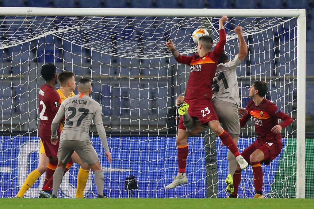 Roma goleó al Shakhtar con tantos de Pellegrini (23’), El Shaarawy (73’) y Mancini (77’) al Shakhtar para poner un pie en Cuartos de la justa.