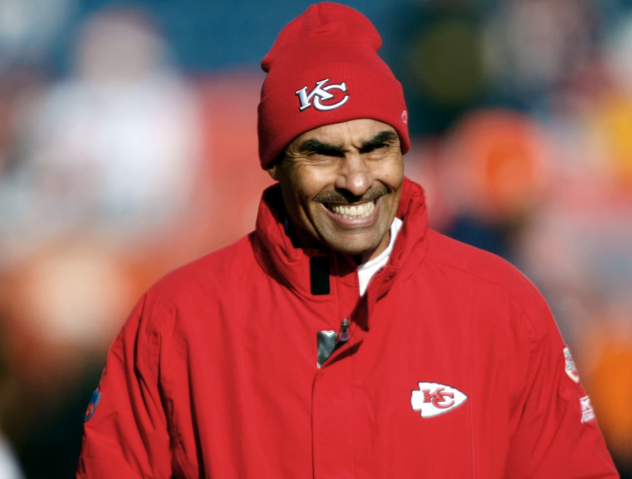 Herman Edwards (2006-2008) (15 victorias, 33 derrotas).
