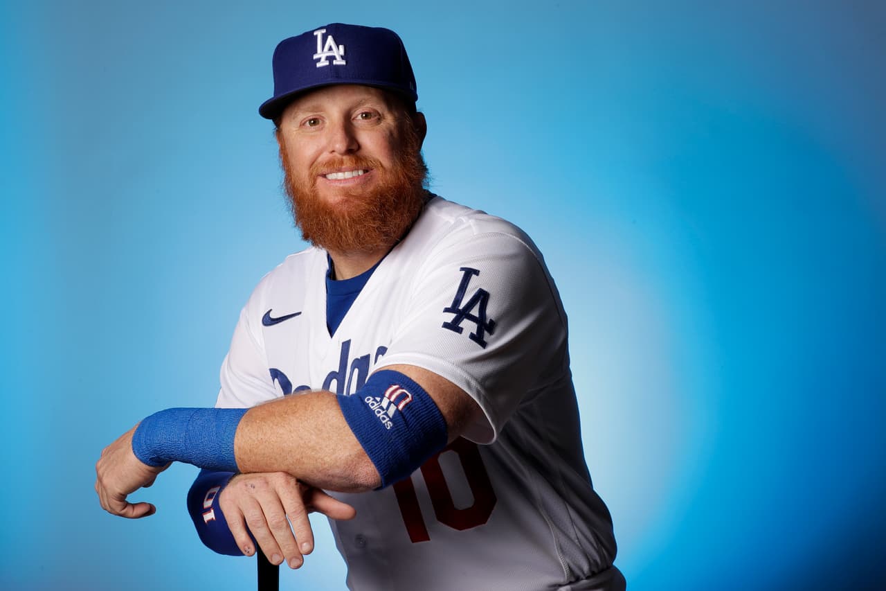 Justin Turner | El veterano de los LA Dodgers podría conseguir más regularidad en el puesto. La campaña anterior conectó 139 hits y 27 jonrones.