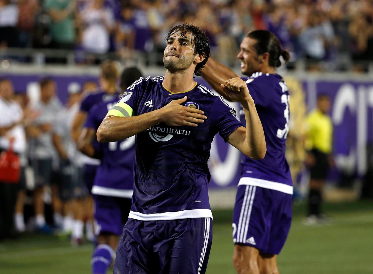 Kaká: "Feliz por regresar, marcar y ganar"