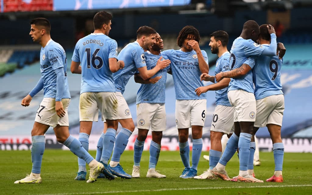 Al minuto 90+2, Marcos Alonso le da la victoria 1-2 al Chelsea y los Blues ya son el tercer lugar en la tabla de la Premier League.