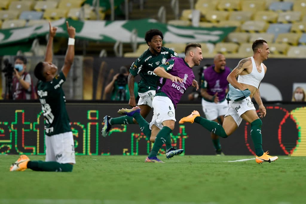 Las postales de la coronación del Palmeiras en la Libertadores | Un gol de último minuto catapultó al ‘Verdao’ al Mundial de Clubes que tendrá lugar en Catar.