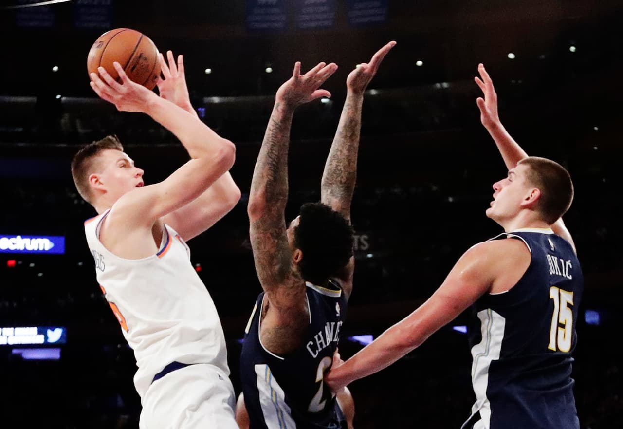Kristaps Porzingis estableció un récord personal con 38 puntos. Es el primer jugador de los Knicks con cinco juegos de 30 puntos en los primeros 6 juegos de la temporada.