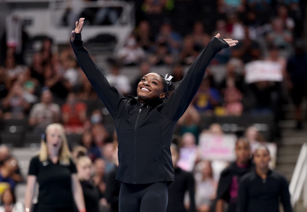 Simone Biles tiene en la mira a Santiago 2023