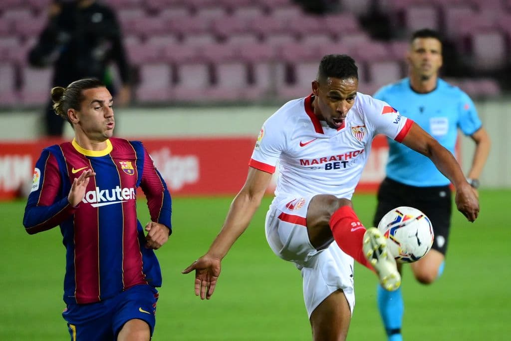 Barcelona y Sevilla empatan con un gol durante la quinta jornada de LaLiga. Coutinho fue el autor del gol por parte del Barca, mientras que Luuk de Jong lo hizo para el conjunto sevillano.