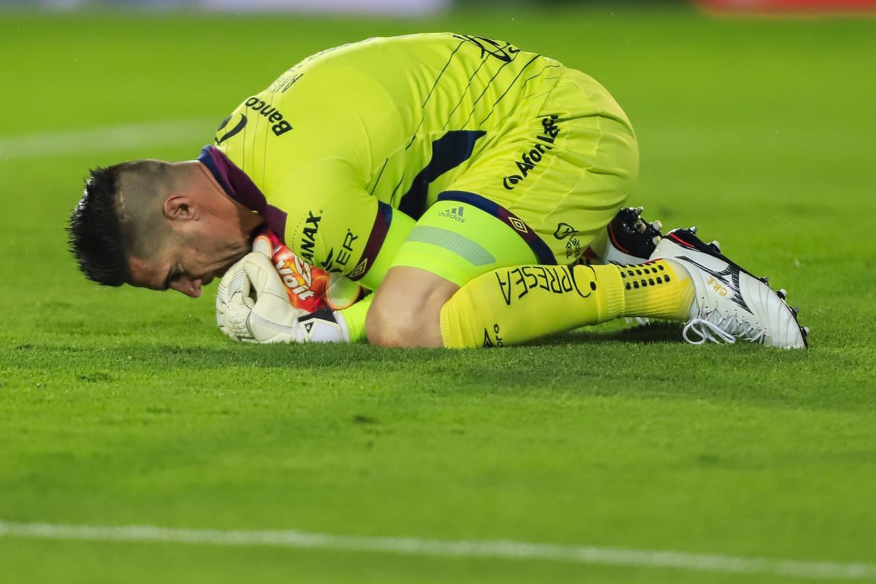 Los Tuzos complicaron seriamente su clasificación a la siguiente fase.