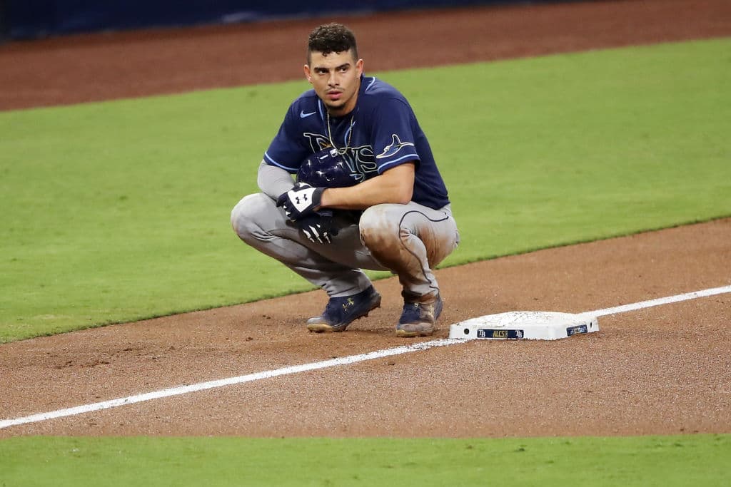 Los de Los Angeles tundieron 15-3 a los de Atlanta y ganan su primer juego de la serie; Houston derrotó a los Rays 4-3 y dejan la serie 3-1.