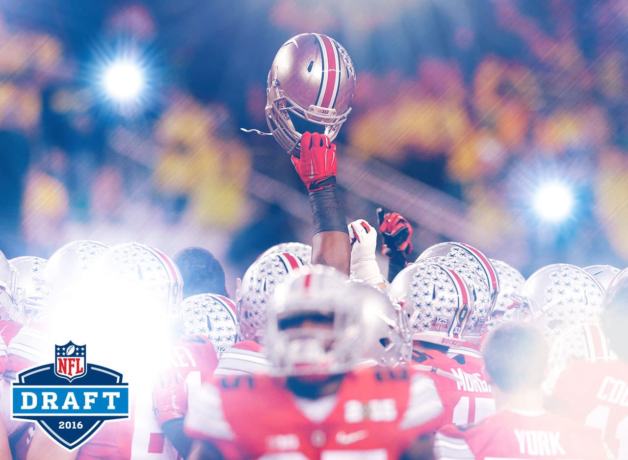 1.- Buckeyes con grandes números: Ohio State podría tener a 7 jugadores seleccionados en la primera ronda, lo que rompería la marca de Miami de 6 en 2004. Además, los Buckeyes deben romper el récord de más jugadores reclutados en las 2 primeras ronda (7 de USC en 2008 y de Tennessee en 2000). Y tienen la oportunidad de romper su propia marca de mas elementos elegidos en todo un Draft de 7 rondas (14 en 2004).