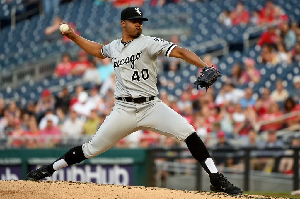 Reynaldo López (3-6) cargó con la derrota por los Chicago White Sox, luego de mantenerse apenas por cuatro entradas en el juego, en las que permitió seis imparables, dos de ellos jonrones, le hicieron seis carreras y tuvo una salida deficiente.