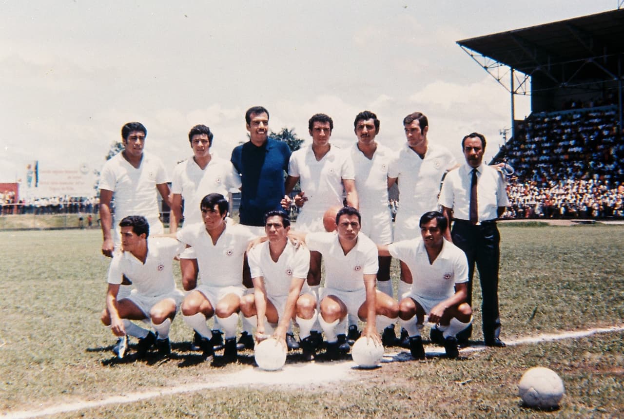 Jugando en el Azteca los de la Cruz Azul lograron ganar 6 títulos más, siendo el 1997 el último de ellos.
