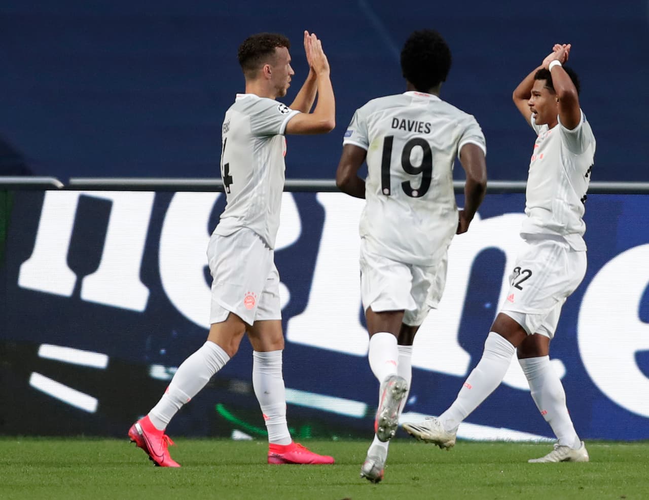 Bayern tomó la ventaja de nuevo con gol de Perisic (21’).