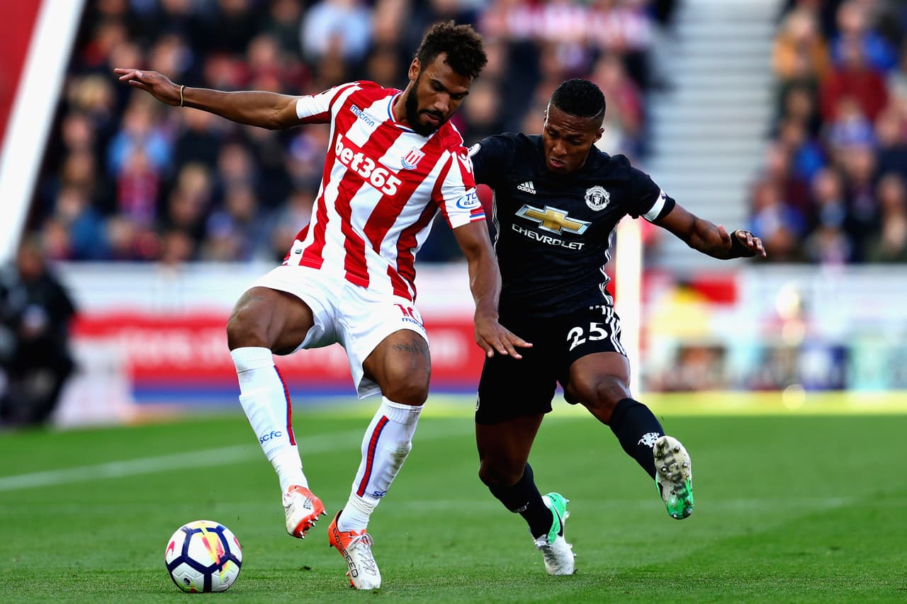Manchester United deja escapar el triunfo ante el Stoke City